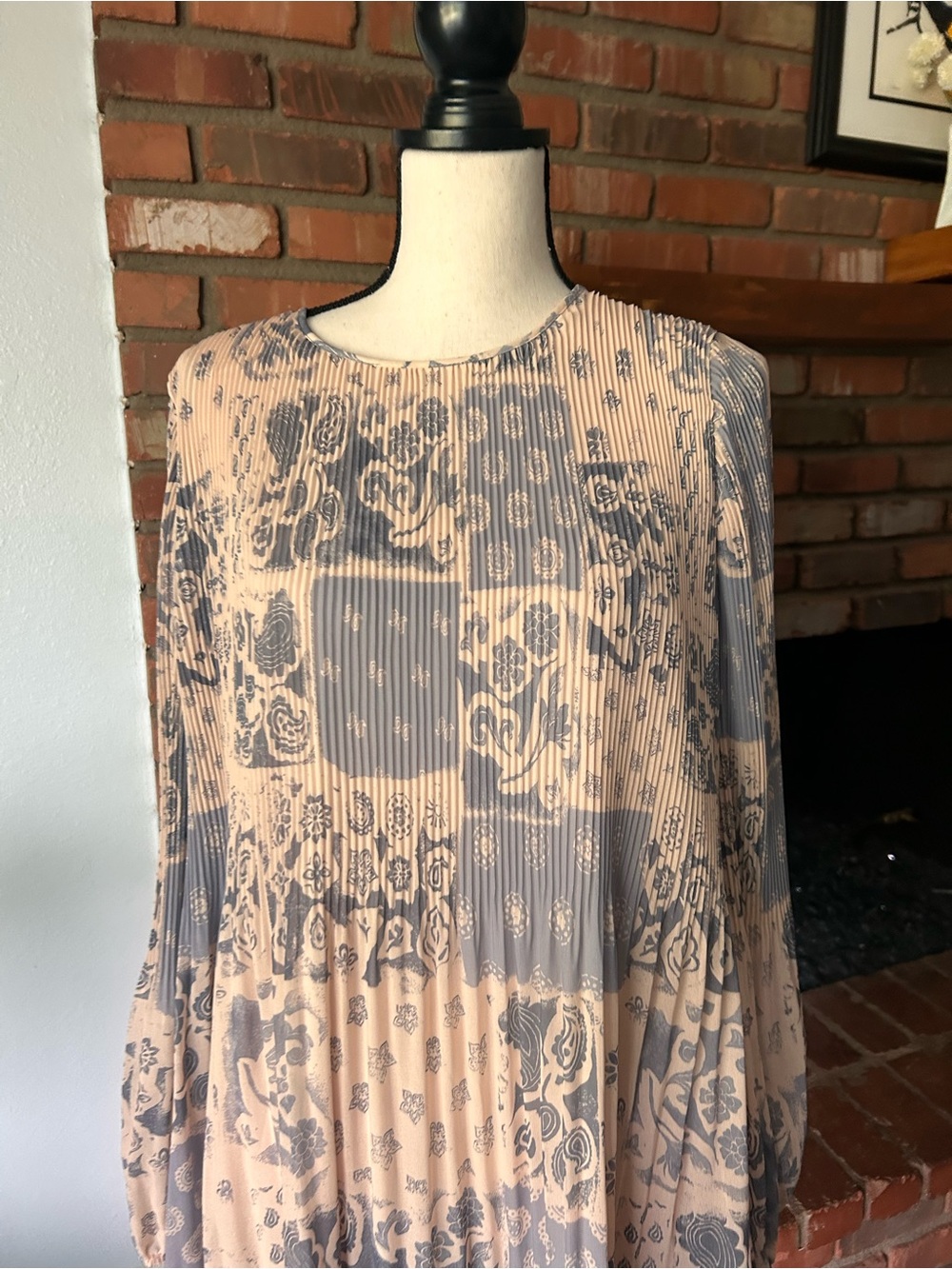 Aritiza Wilfred Daydresamer Long Sleeve Pleated Mini Dress Sz L - Picture 2 of 7